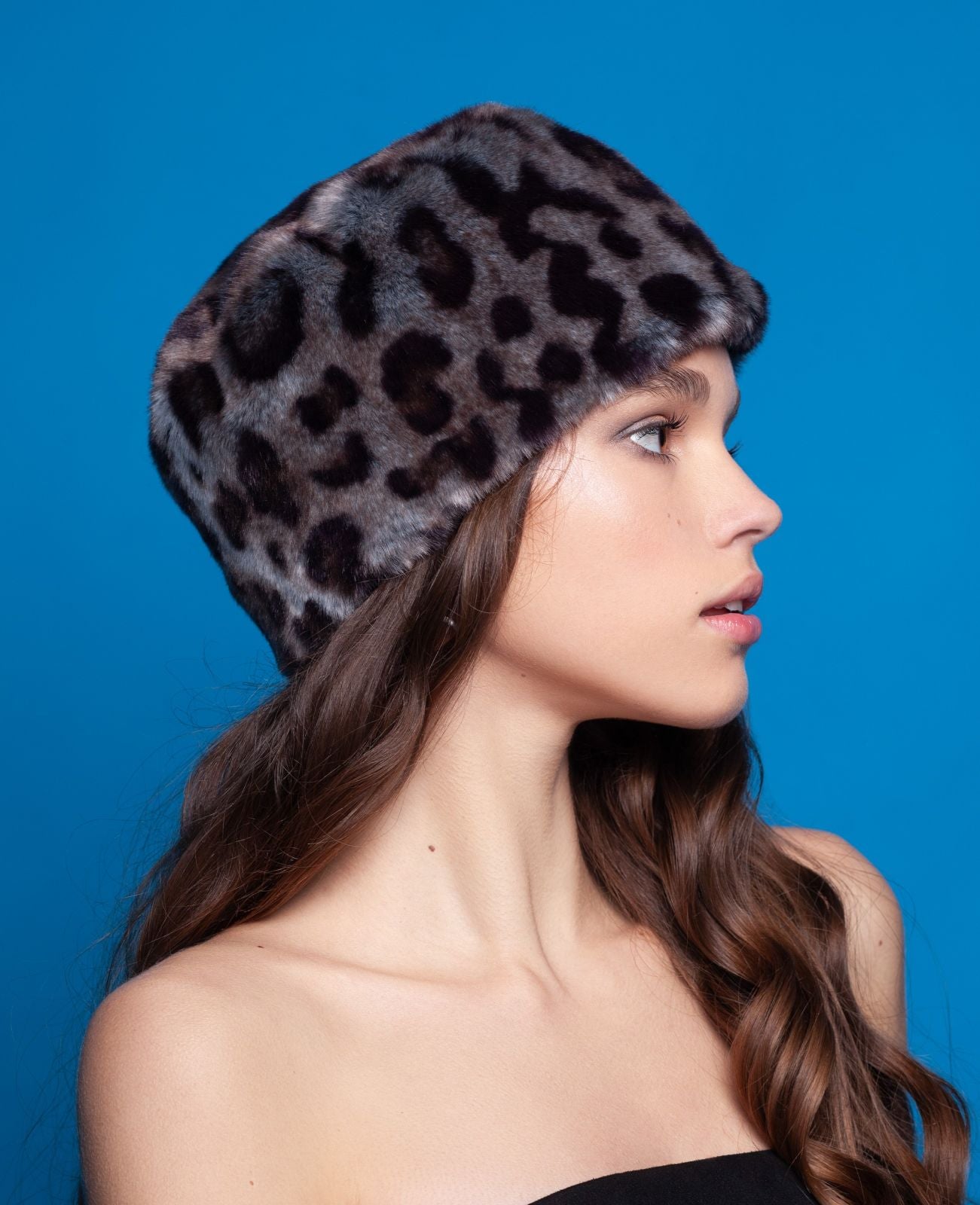 Faux fur women's hat Snow Leopard furamur