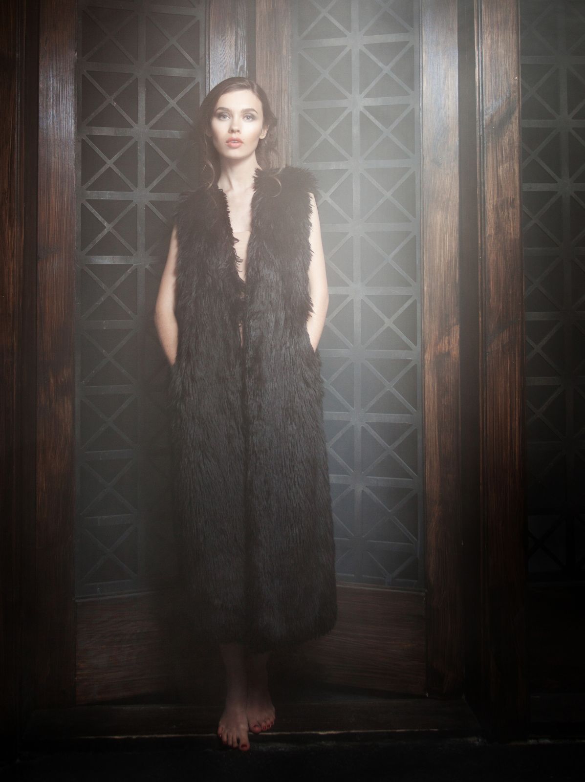 Faux fur women's vest - Lama Obsidian