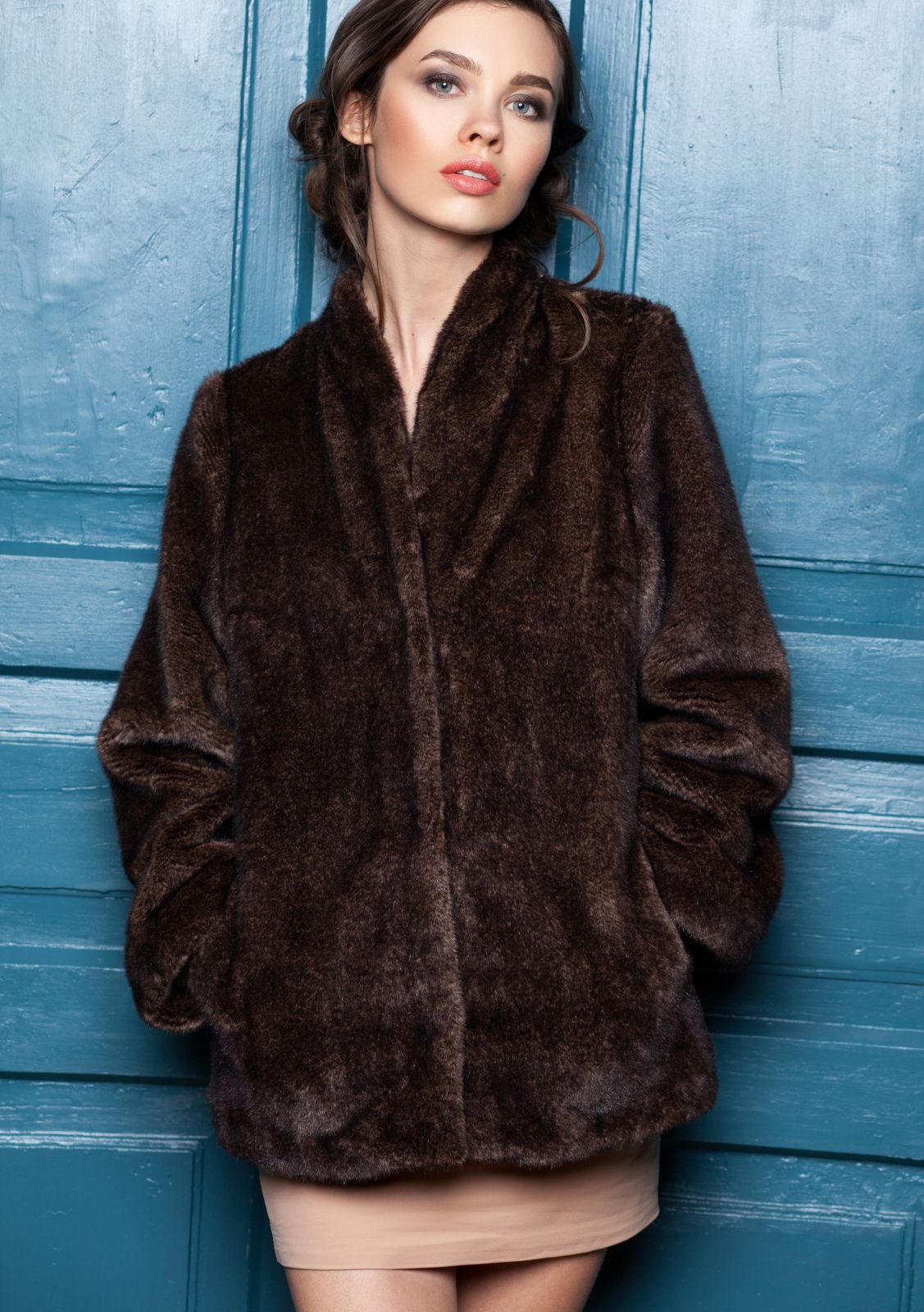 Faux fur women's jacket - Mink Cappuccino