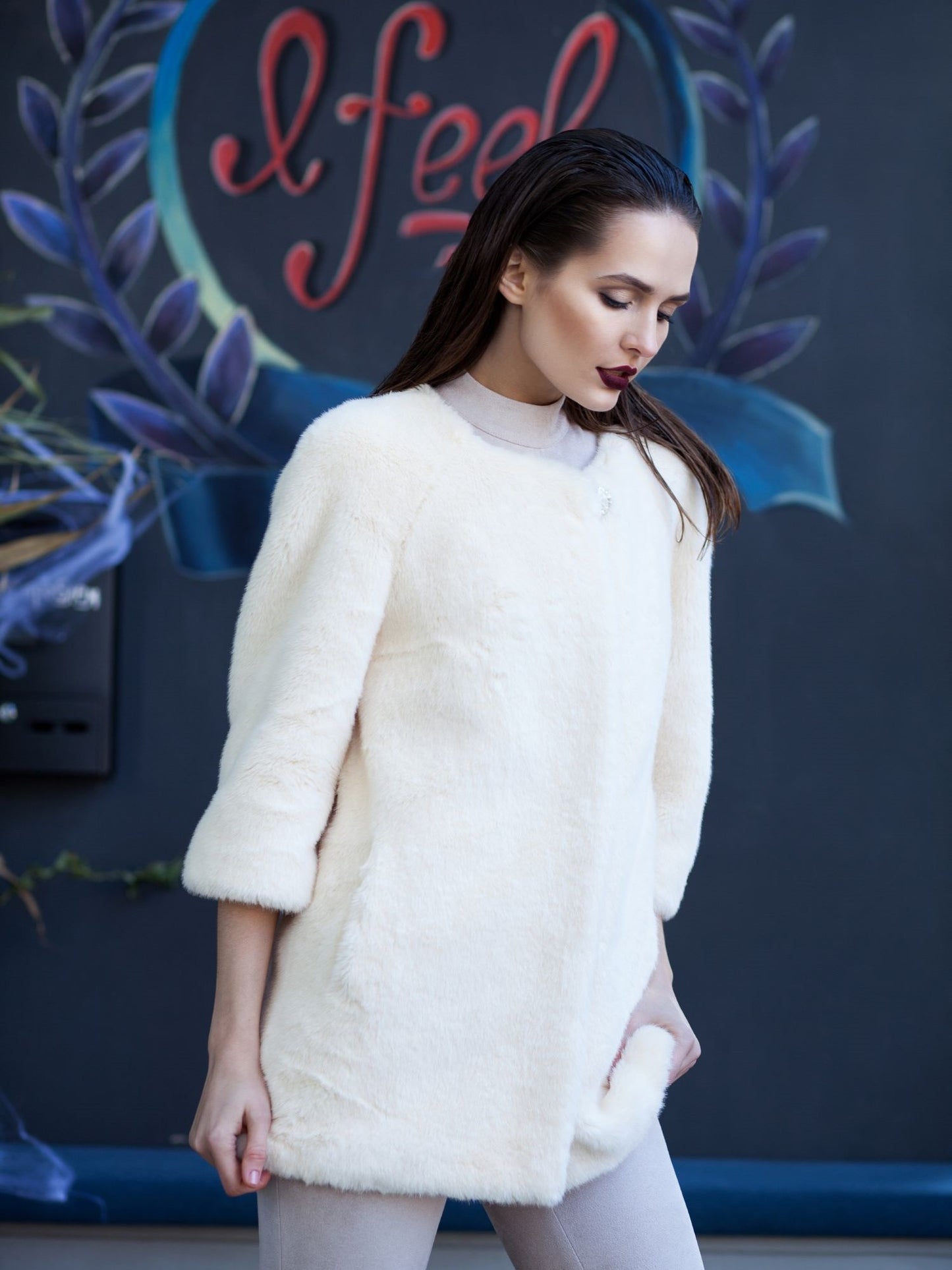 Luxury Fur
Luxury Coat
Luxury Fur Coat
Festival Coats
Luxury Mink
Women's Coats
Custom Fur Coat
Wedding Gift
White Coat
Wedding Present
Wedding Fur Jacket
Bride Fur Coats
Faux Fur Women Coat