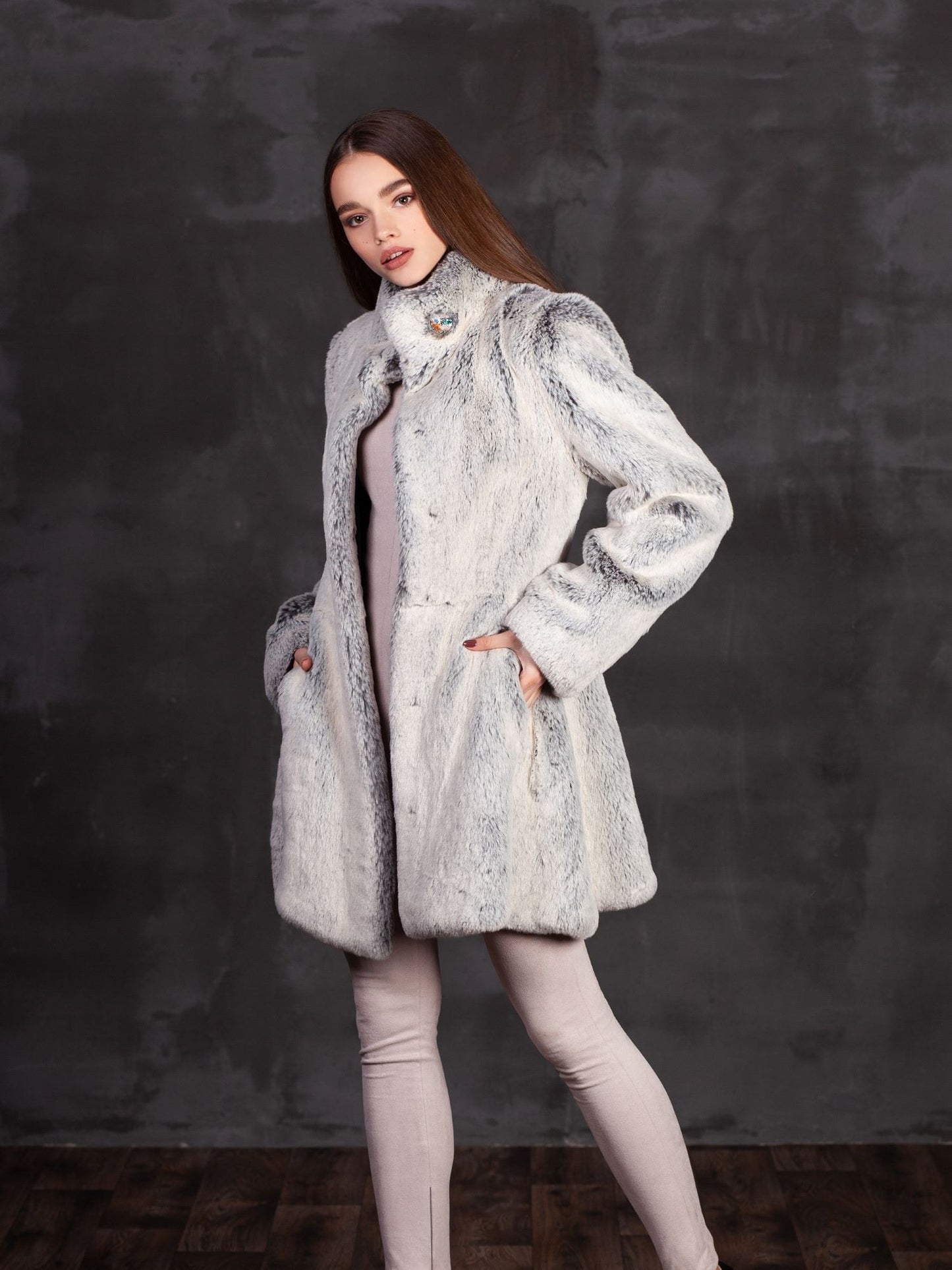 Faux fur women's coat - Chinchilla Diamond