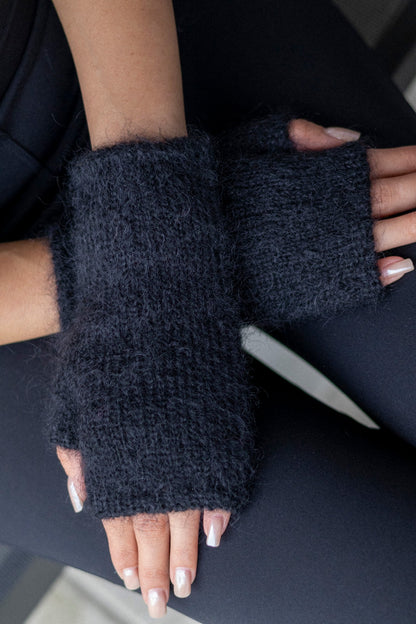 Mittens - Mohair Black