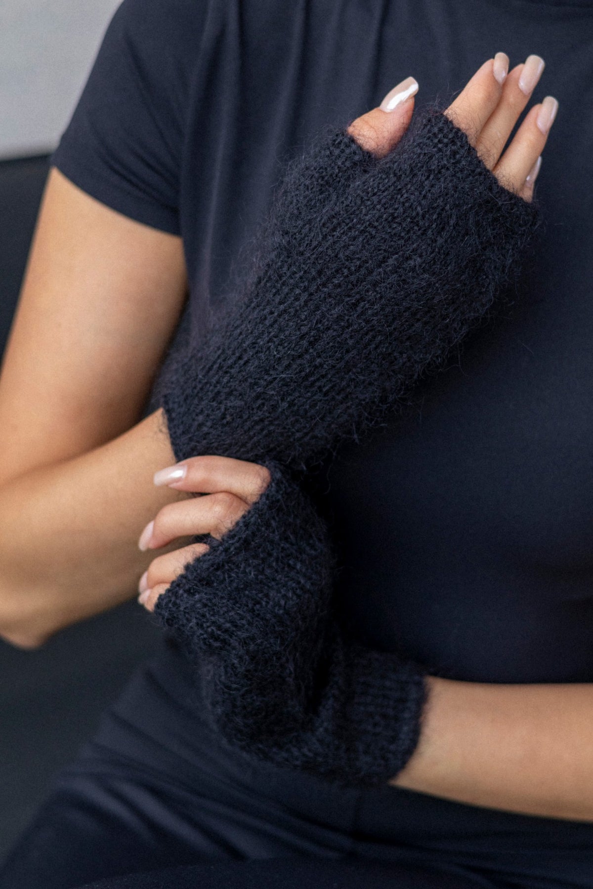 Mittens - Mohair Black