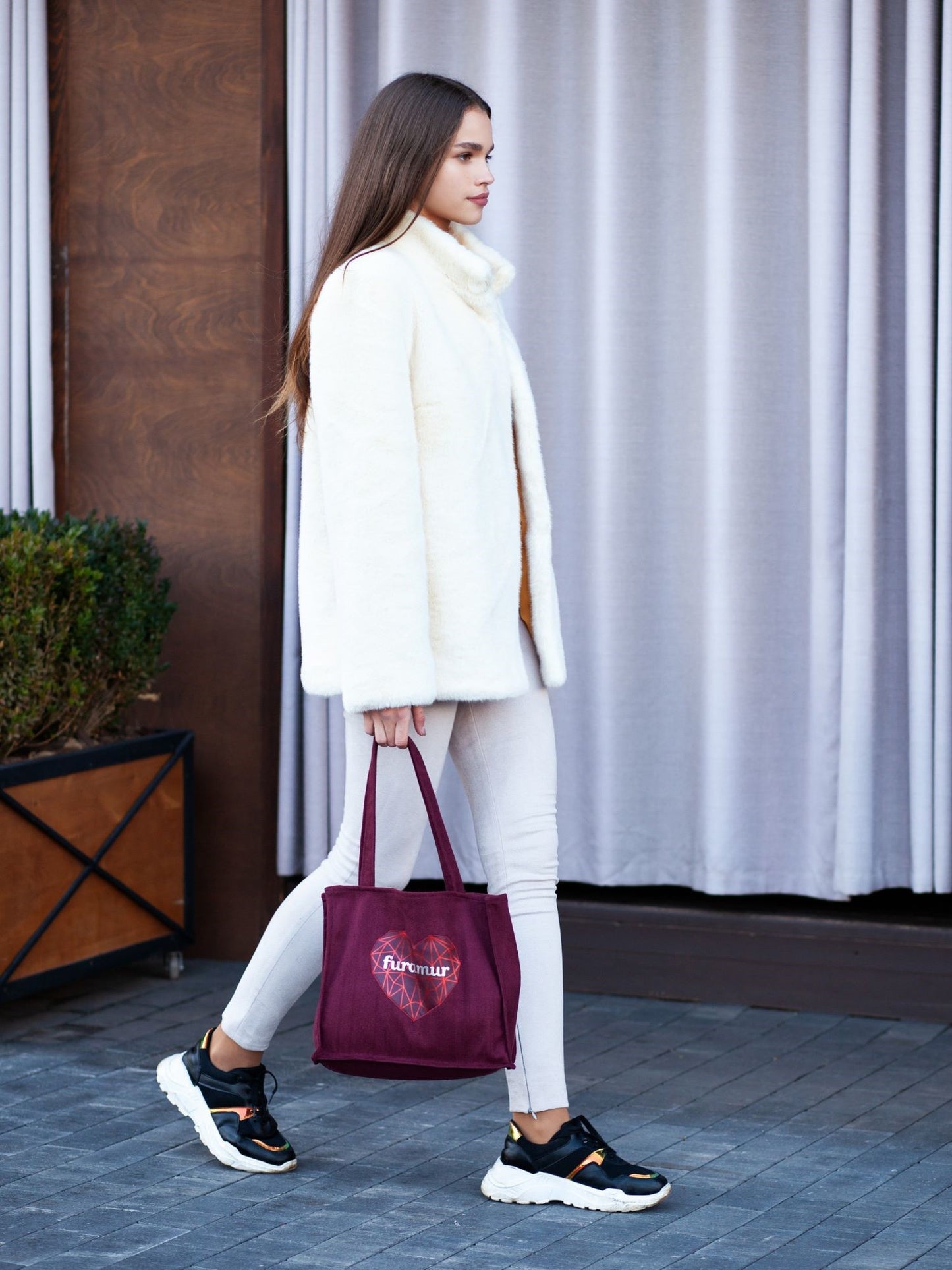 Luxury Fur
Luxury Coat
Women Coats
Bright Winter Coat
Short Winter Coat
Ivory Mink Coat
Pearl Mink Coat
Vintage Dress Coat
Luxury Glam Coat
Cream Mink Coat
White Mink Coat
Pearl Coat
Light Women Coat