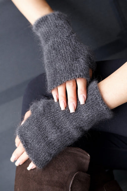 Mittens - Mohair Anthracite
