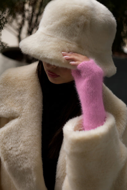 Mittens - Mohair Pink