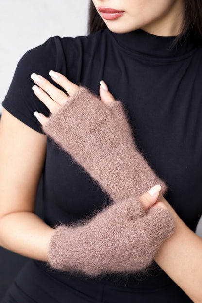 Mittens - Mohair Muscat