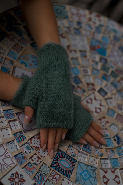 Mittens - Mohair Moss Green