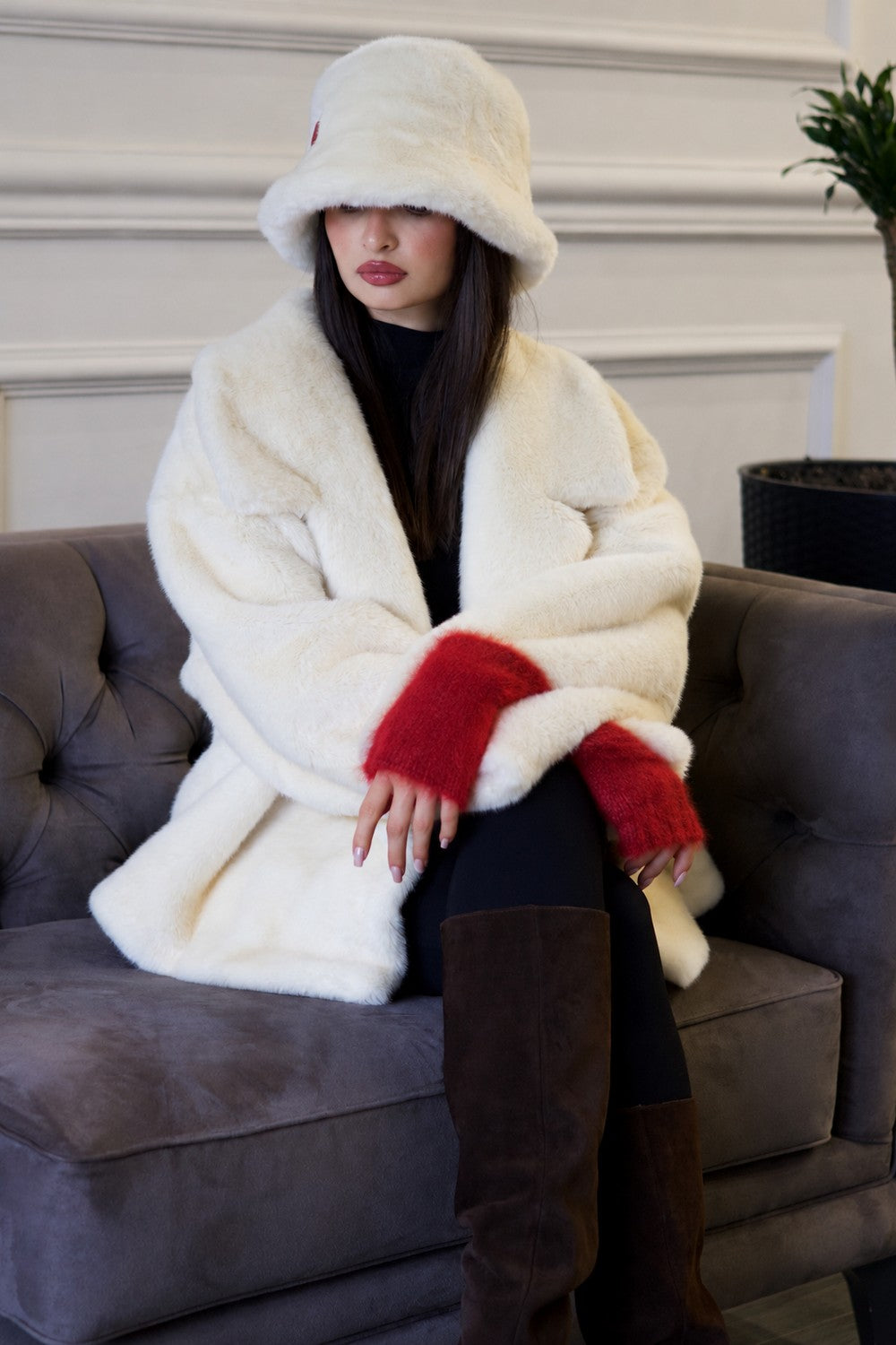 Mittens - Mohair Carmine